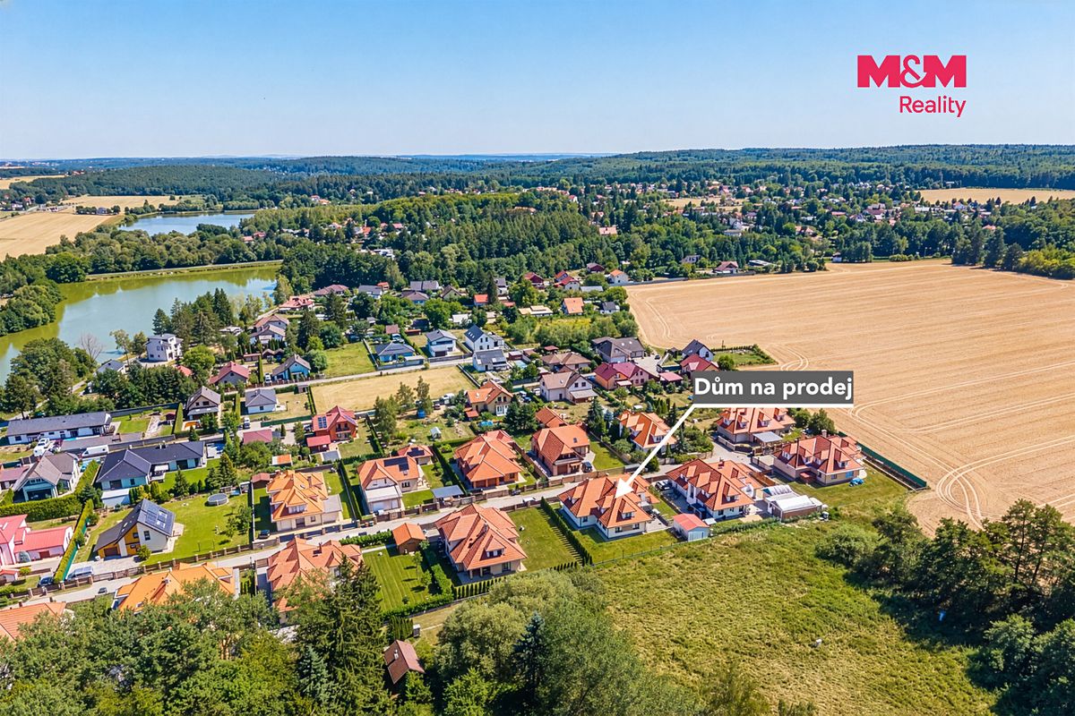 Prodej rodinného domu 379 m², pozemek 803 m² – fotografie 5