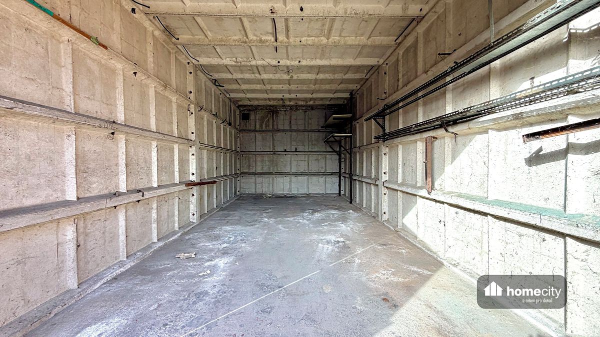 Pronájem garáže 18 m² – fotografie 3