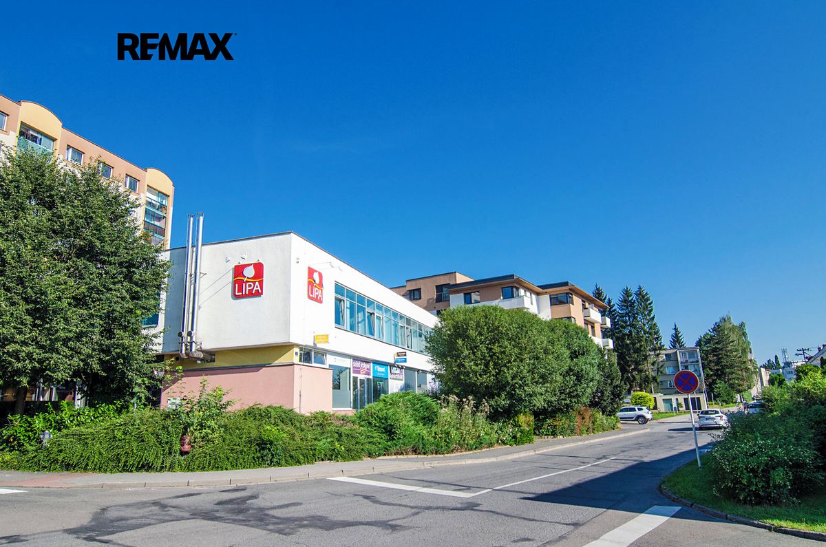 Pronájem obchodního prostoru 81 m²