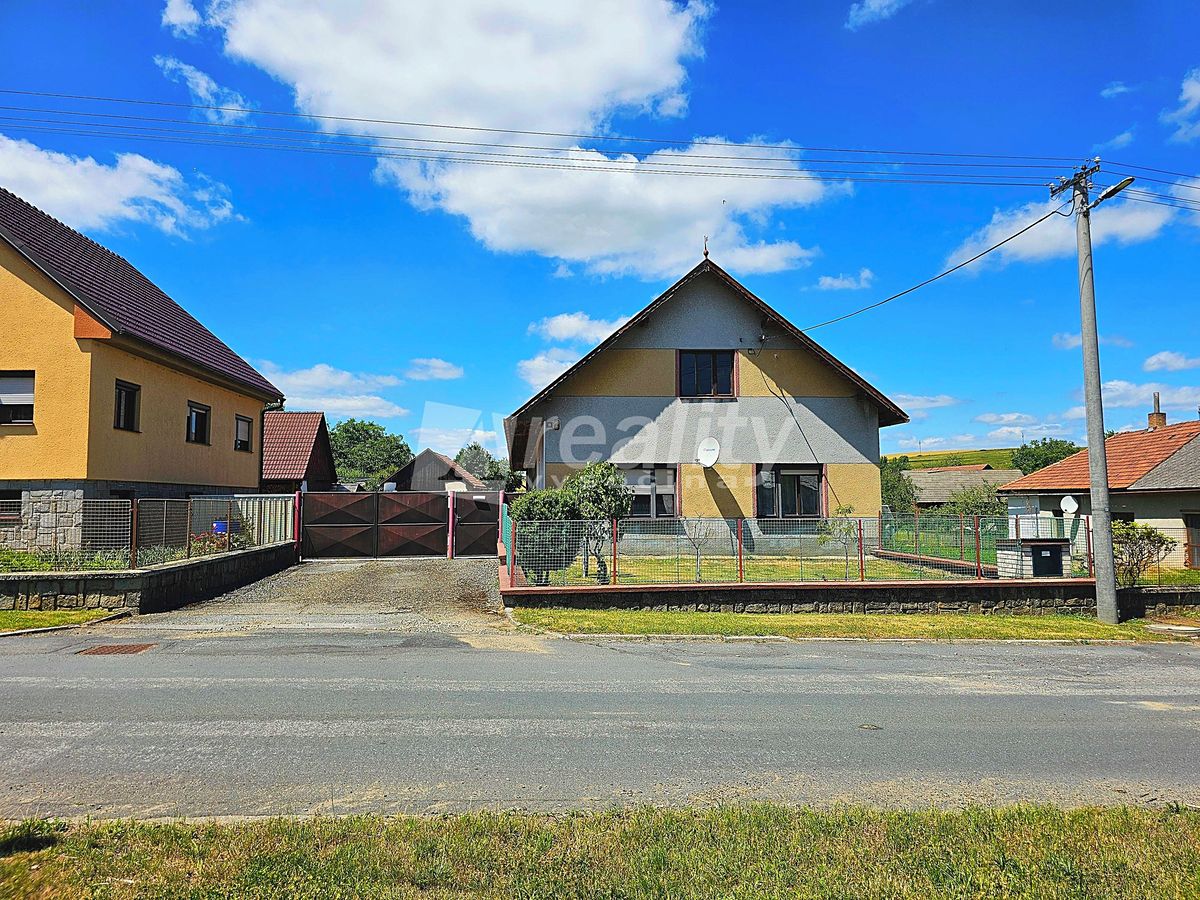 Prodej zemědělské usedlosti 310 m², pozemek 2061 m²