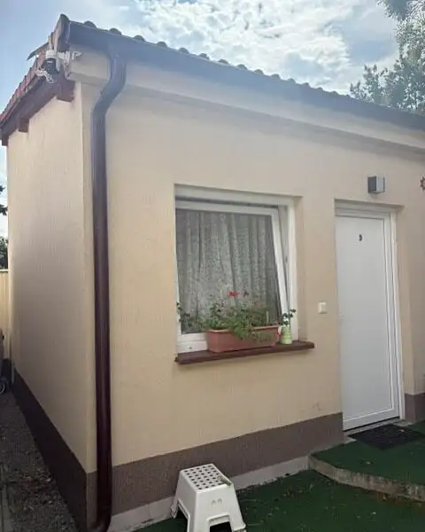 Pronájem bytu pokoje 12 m², Praha – náhled fotky 2