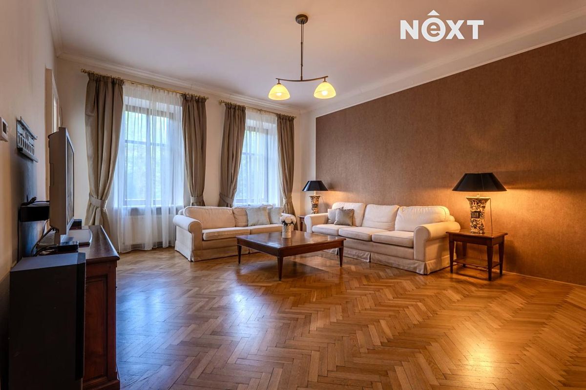 Prodej vily 285 m², pozemek 1291 m² – fotografie 5