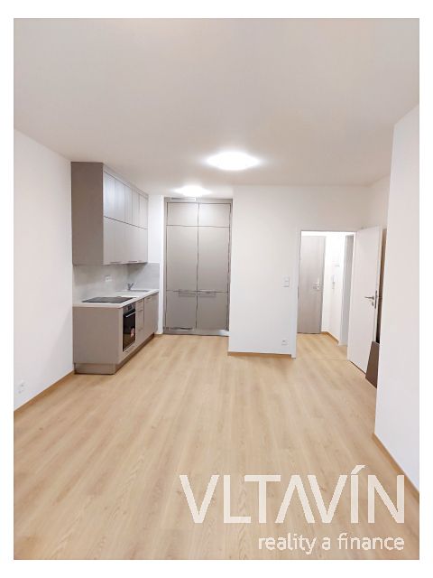 Pronájem bytu 2+kk 48 m² – fotografie 3