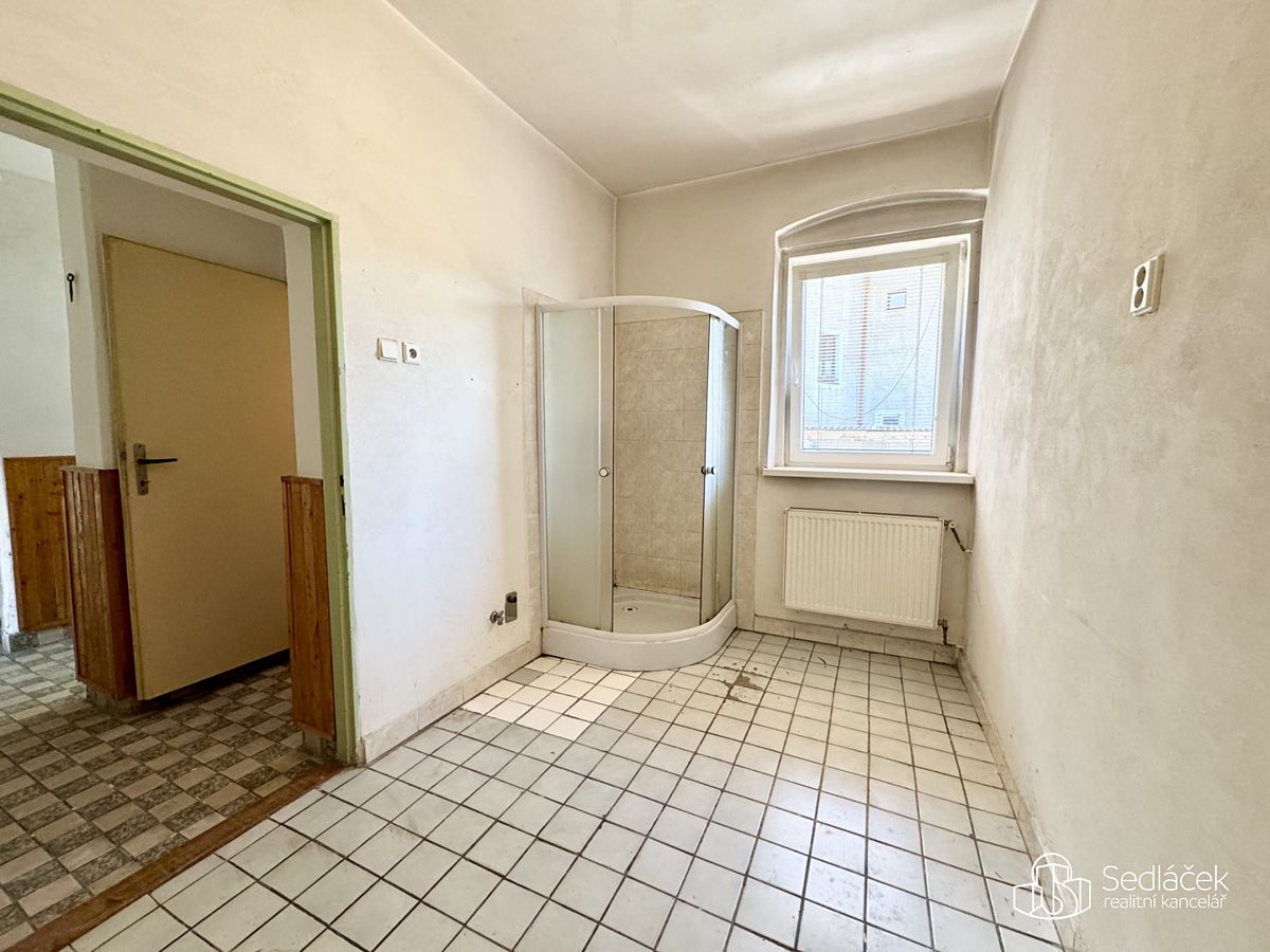 Prodej rodinného domu 150 m², pozemek 164 m² – fotografie 4