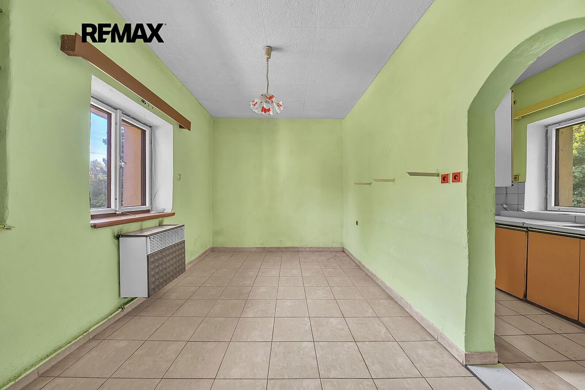 Prodej rodinného domu 145 m², pozemek 1100 m² – fotografie 3