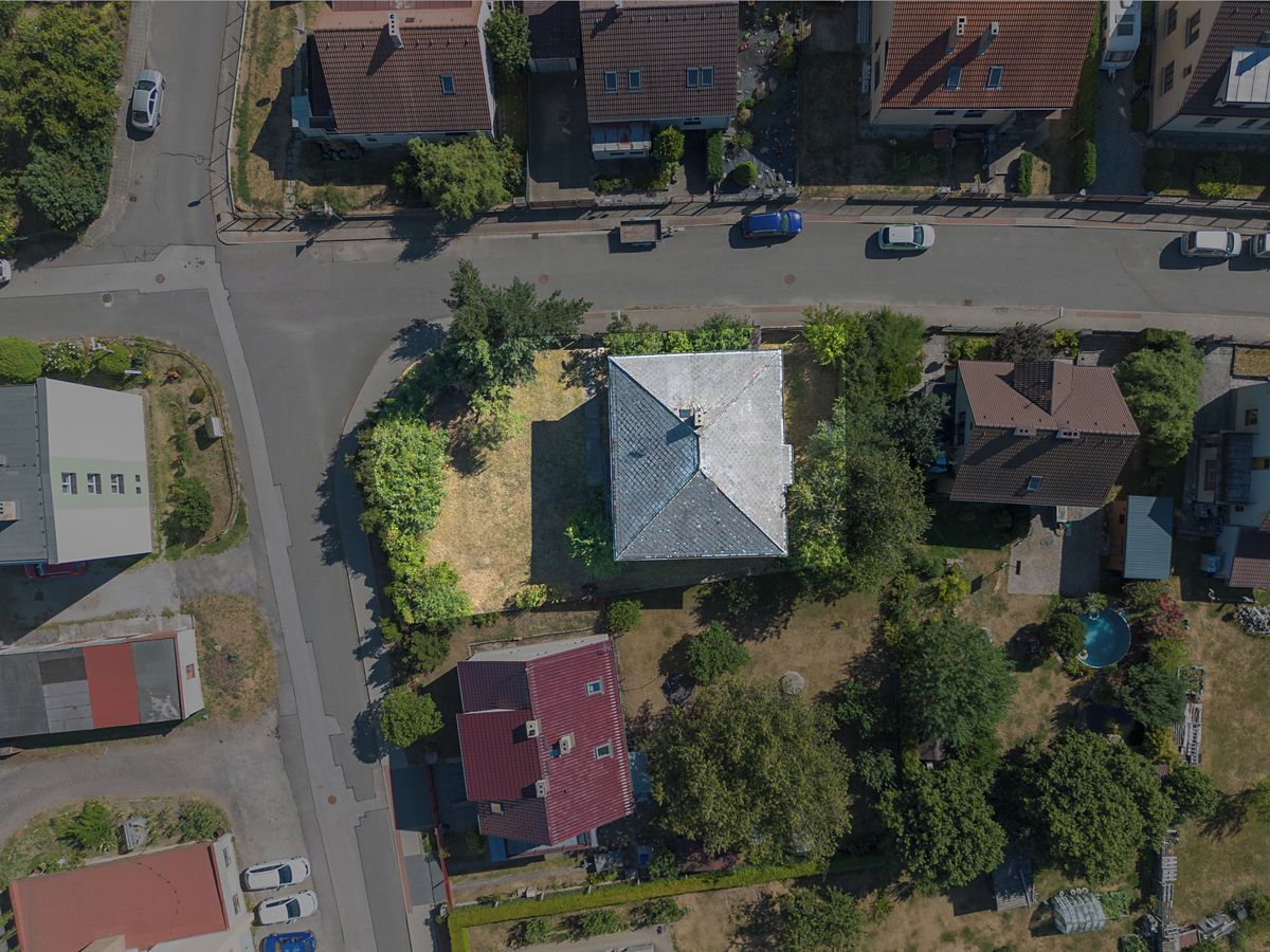 Prodej rodinného domu 250 m², pozemek 665 m² – fotografie 5