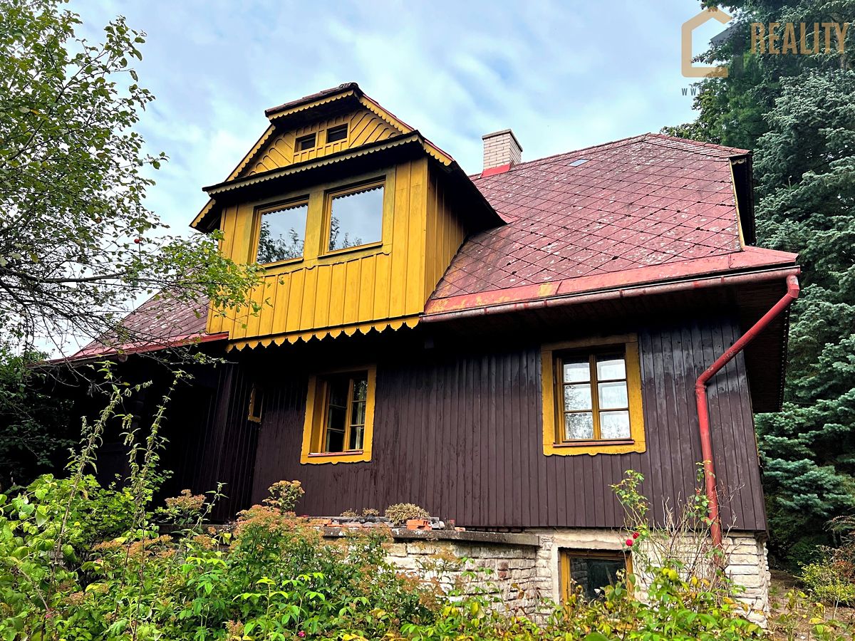 Prodej rodinného domu 146 m², pozemek 2187 m² – fotografie 2