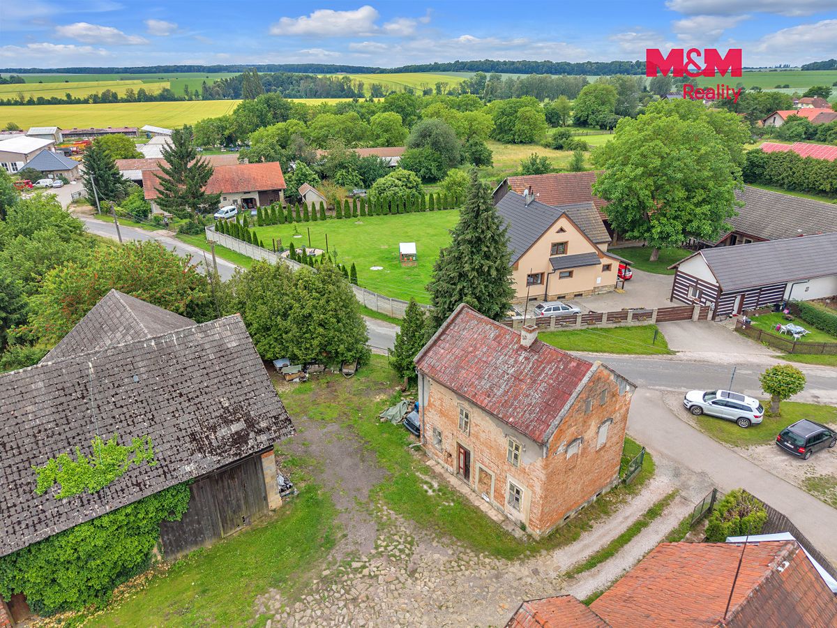 Prodej rodinného domu 100 m², pozemek 885 m² – fotografie 4