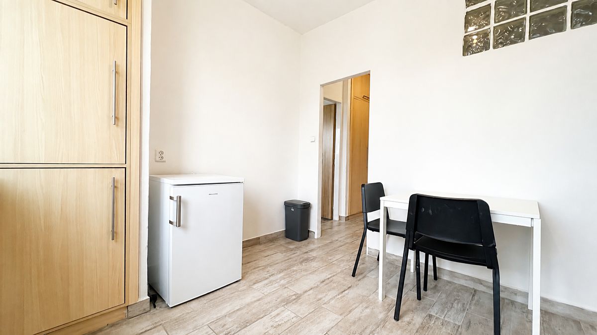 Pronájem bytu 1+1 34 m² – fotografie 2