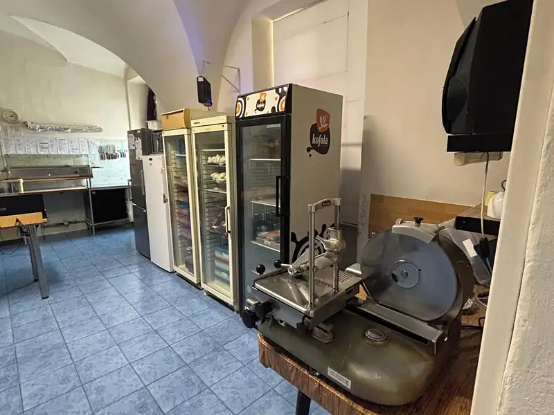 Pronájem restaurace 106 m², Kokory – náhled fotky 2