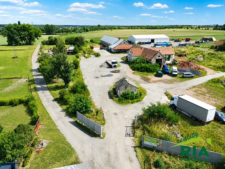 Комерційне приміщення на продаж, 2 641 м² (3 з 26)