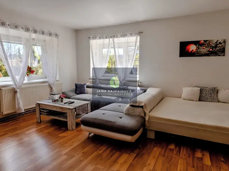 Prodej rodinného domu 340 m², pozemek 419 m², Broumov – náhled fotky 3