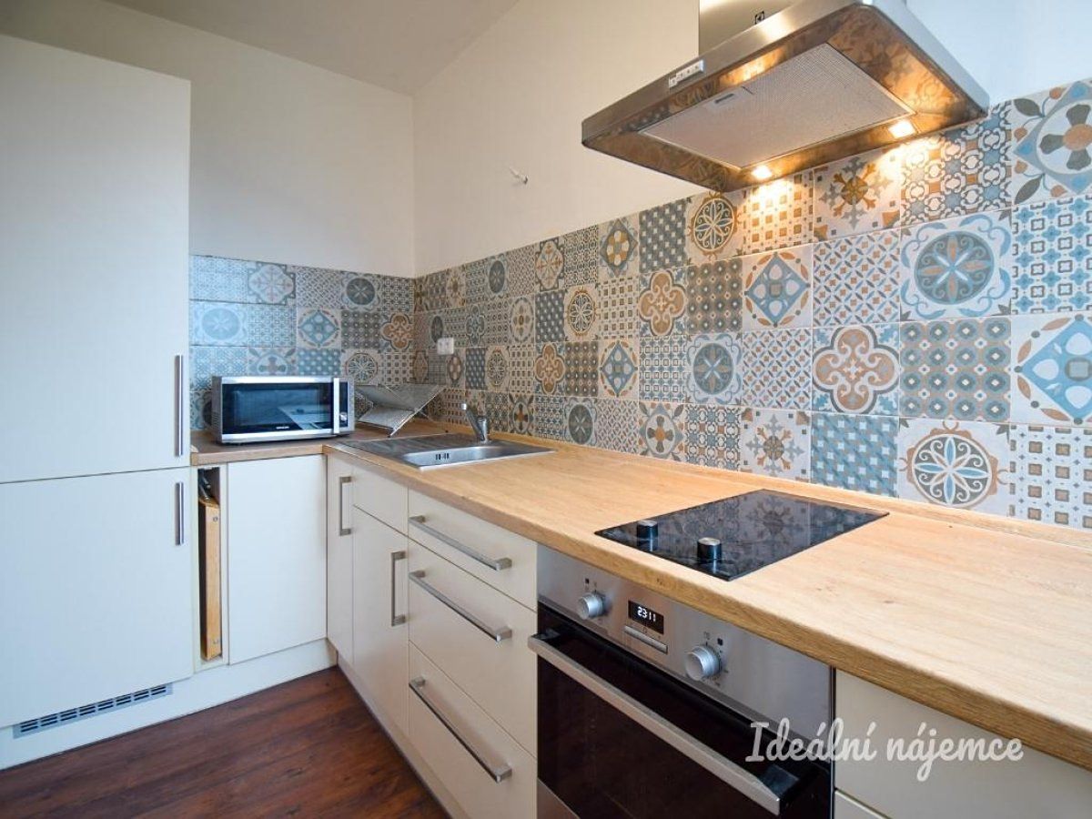Pronájem bytu 1+1 29 m²