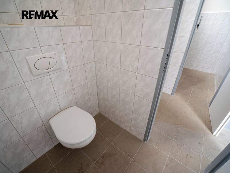 Комерційне приміщення в оренду, 1 335 м² (13 з 17)