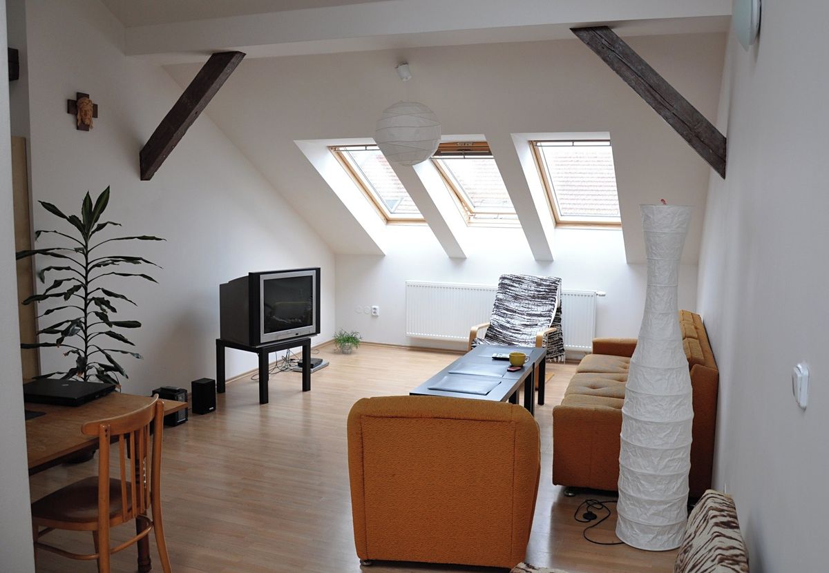 Pronájem bytu 3+kk 91 m² – fotografie 2