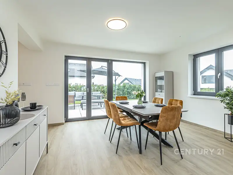 Prodej rodinného domu 93 m², pozemek 235 m², Škvorec – náhled fotky 3