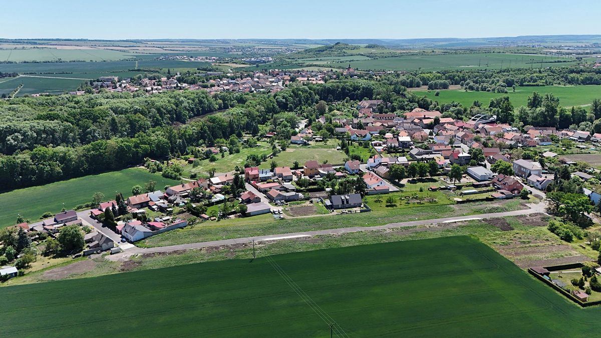 Prodej stavebního pozemku 583 m² – fotografie 3