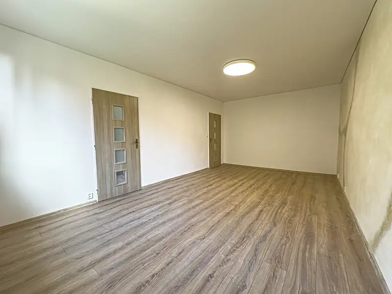 Prodej bytu 3+1 80 m², Krupka – náhled fotky 2