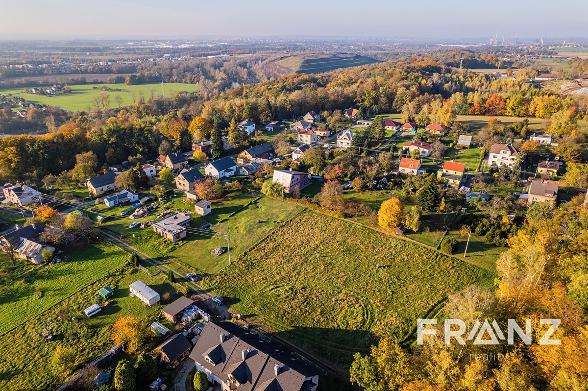 Prodej stavebního pozemku 931 m² – fotografie 3