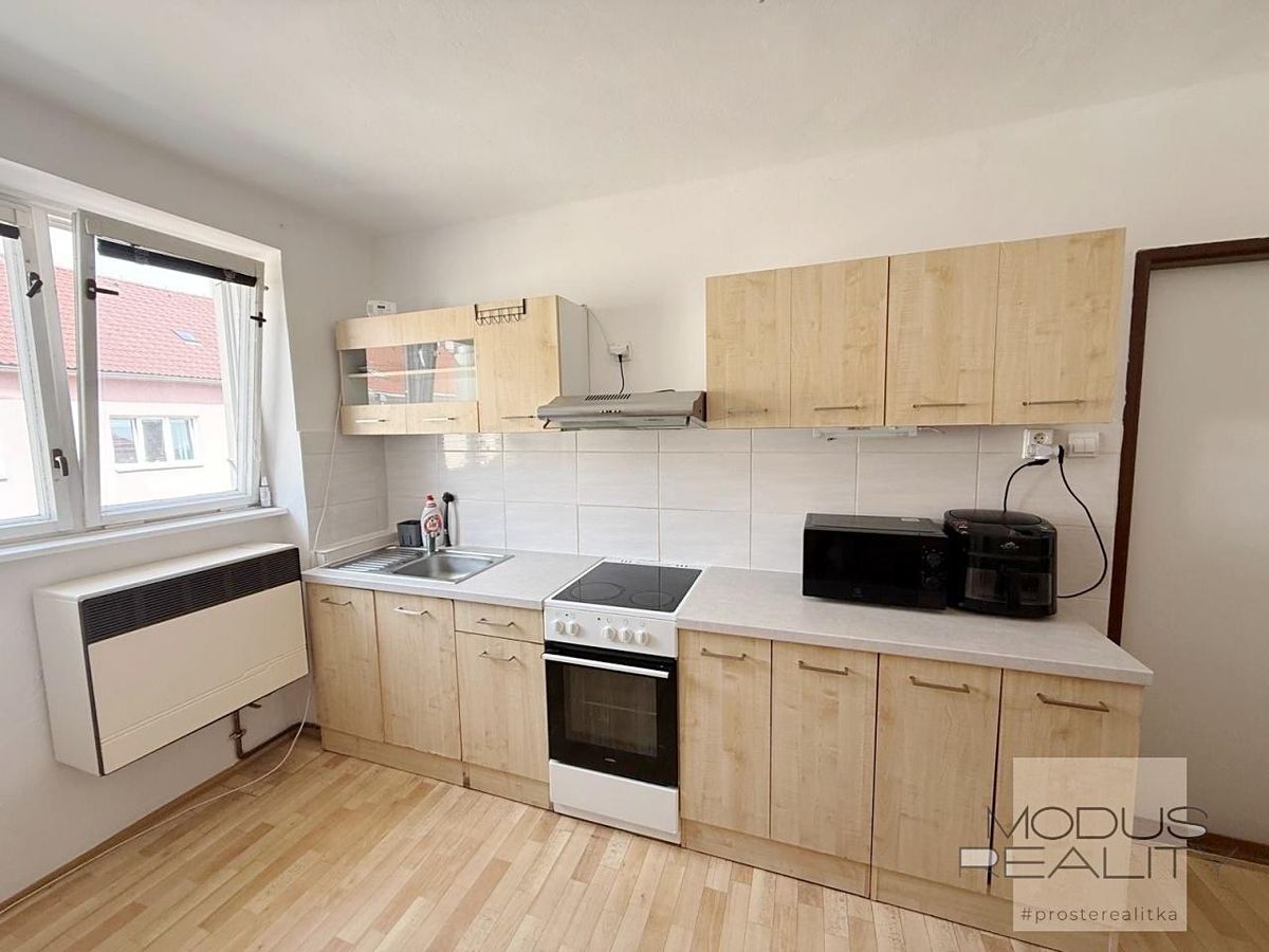 Pronájem bytu 2+1 56 m² – fotografie 2