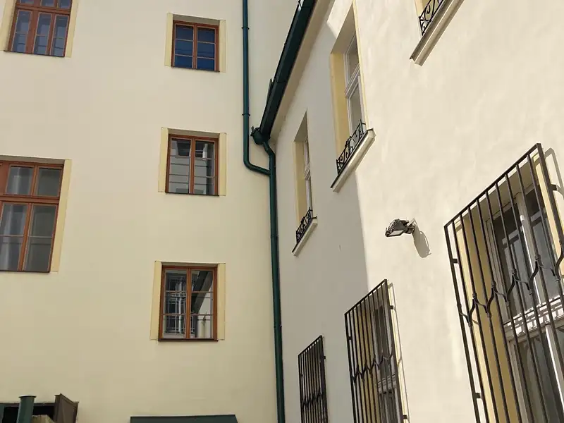 Pronájem obchodního prostoru 190 m², Praha – náhled fotky 1