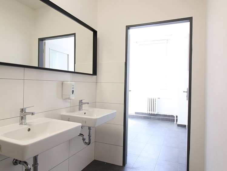 Pronájem komerčního prostoru, 105 m² (19 z 21)
