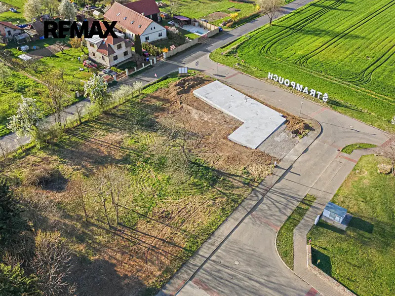 Prodej stavebního pozemku 1019 m², Žáky – náhled fotky 3