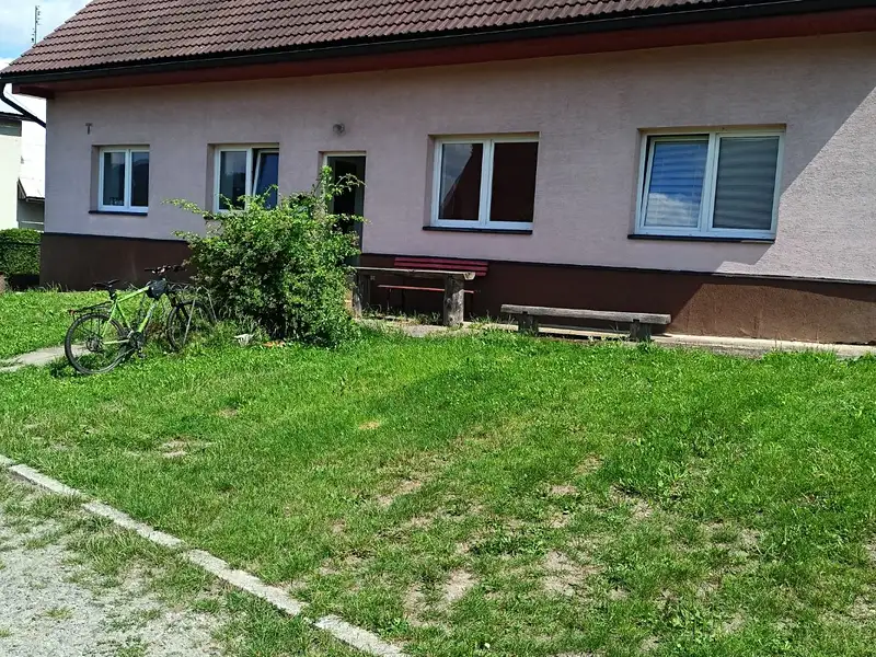 Pronájem kanceláře 80 m², Rožnov pod Radhoštěm – náhled fotky 1