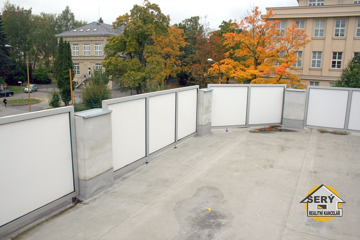Pronájem bytu 1+kk 44 m² – fotografie 3