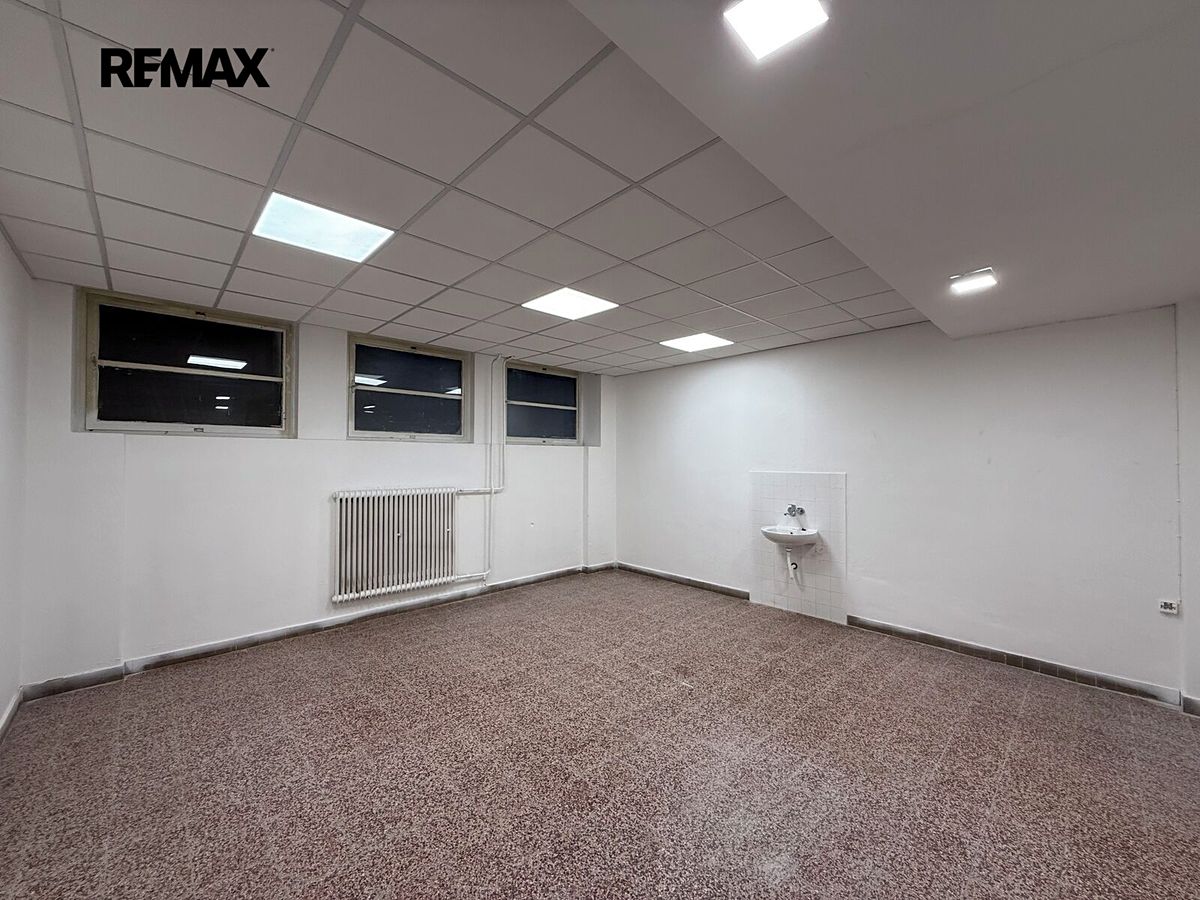 Pronájem skladového prostoru 35 m² – fotografie 2