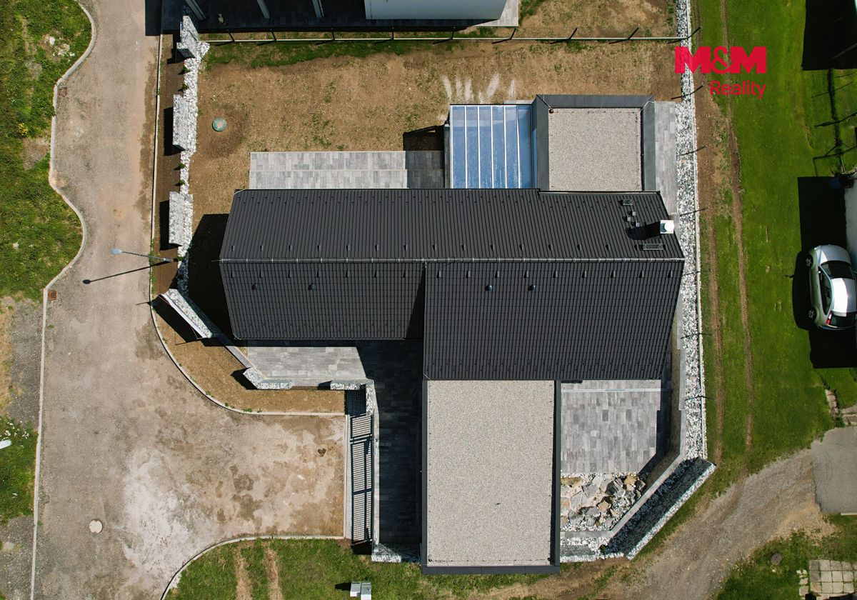 Prodej rodinného domu 180 m², pozemek 582 m² – fotografie 4