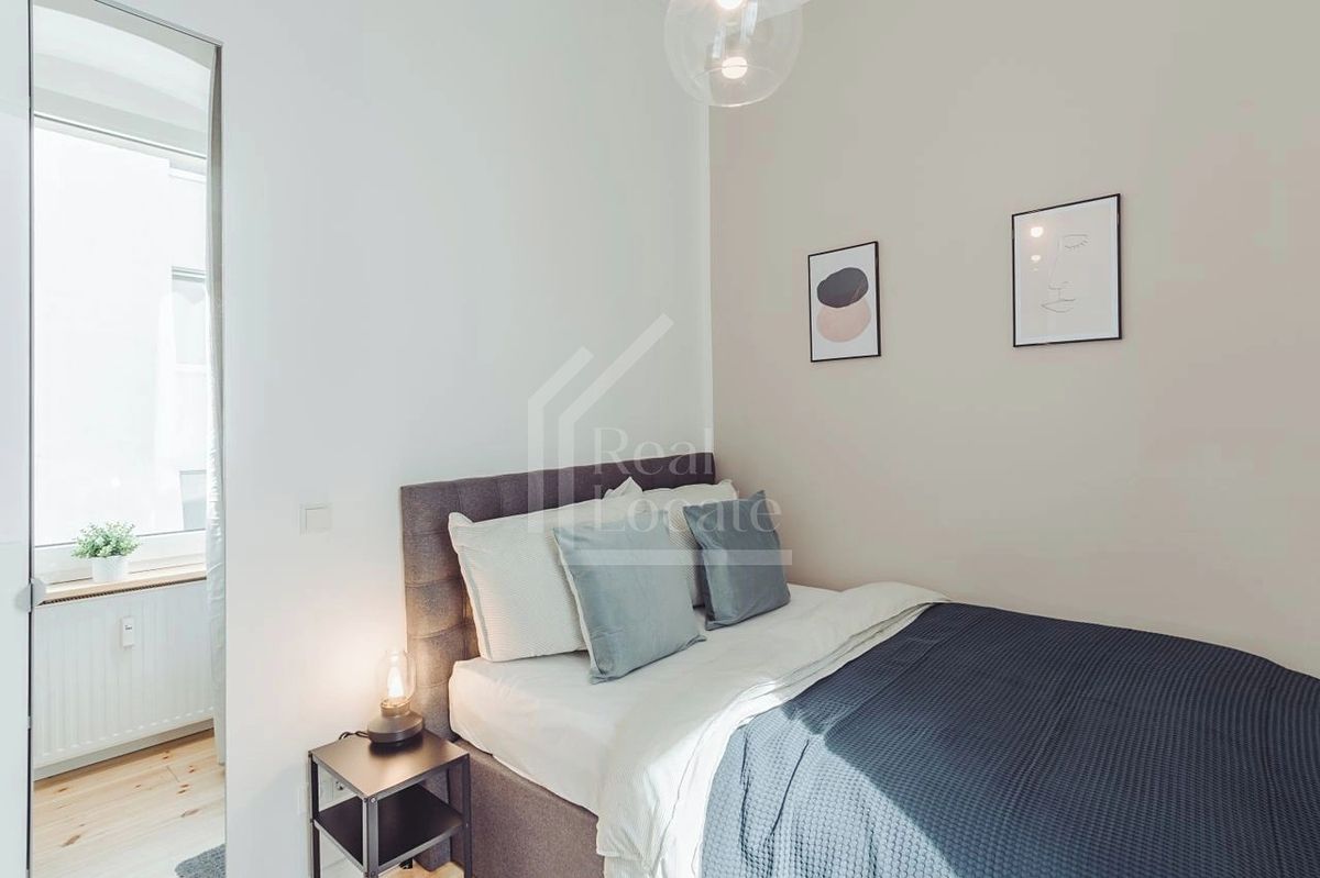 Pronájem bytu 2+kk 65 m² – fotografie 3