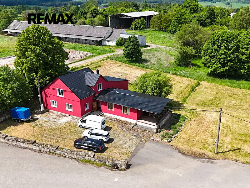 Prodej rodinného domu 350 m², pozemek 2784 m², Hošťka – náhled fotky 1