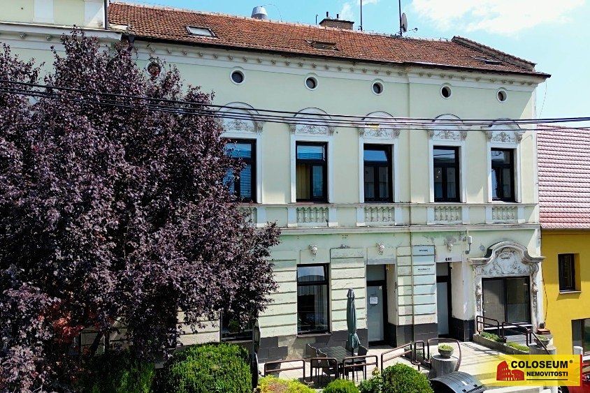 Pronájem bytu 4+kk 94 m²