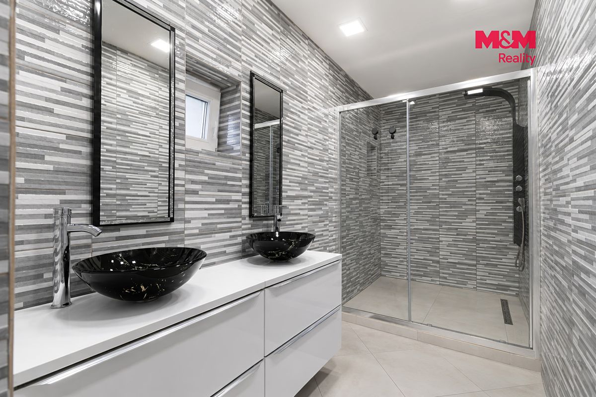 Prodej rodinného domu 150 m², pozemek 1625 m² – fotografie 5