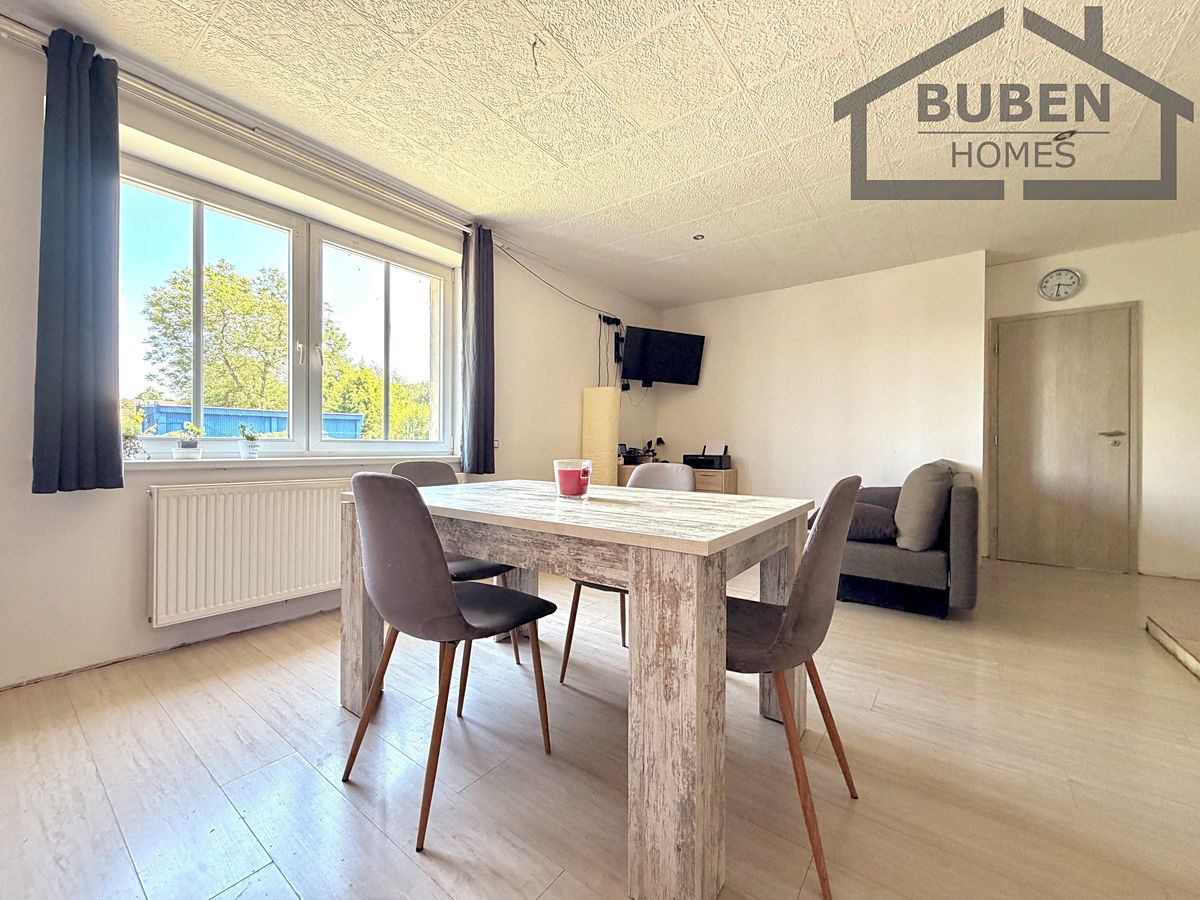 Prodej rodinného domu 160 m², pozemek 599 m² – fotografie 3