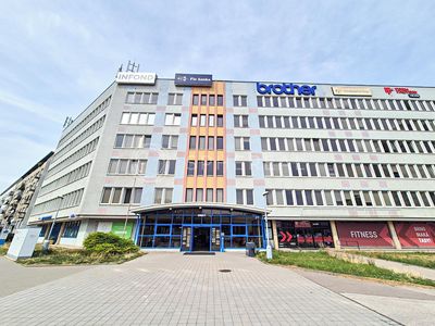 Pronájem kanceláře 280 m²