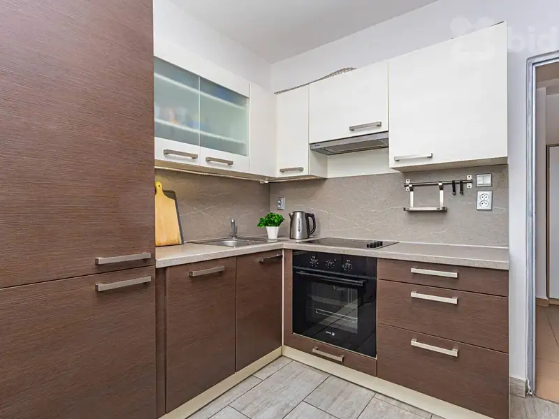 Prodej bytu 2+1 56 m², Praha – náhled fotky 2