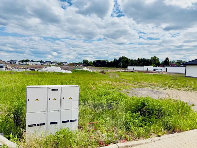 Prodej stavebního pozemku 800 m², Ptice – náhled fotky 1