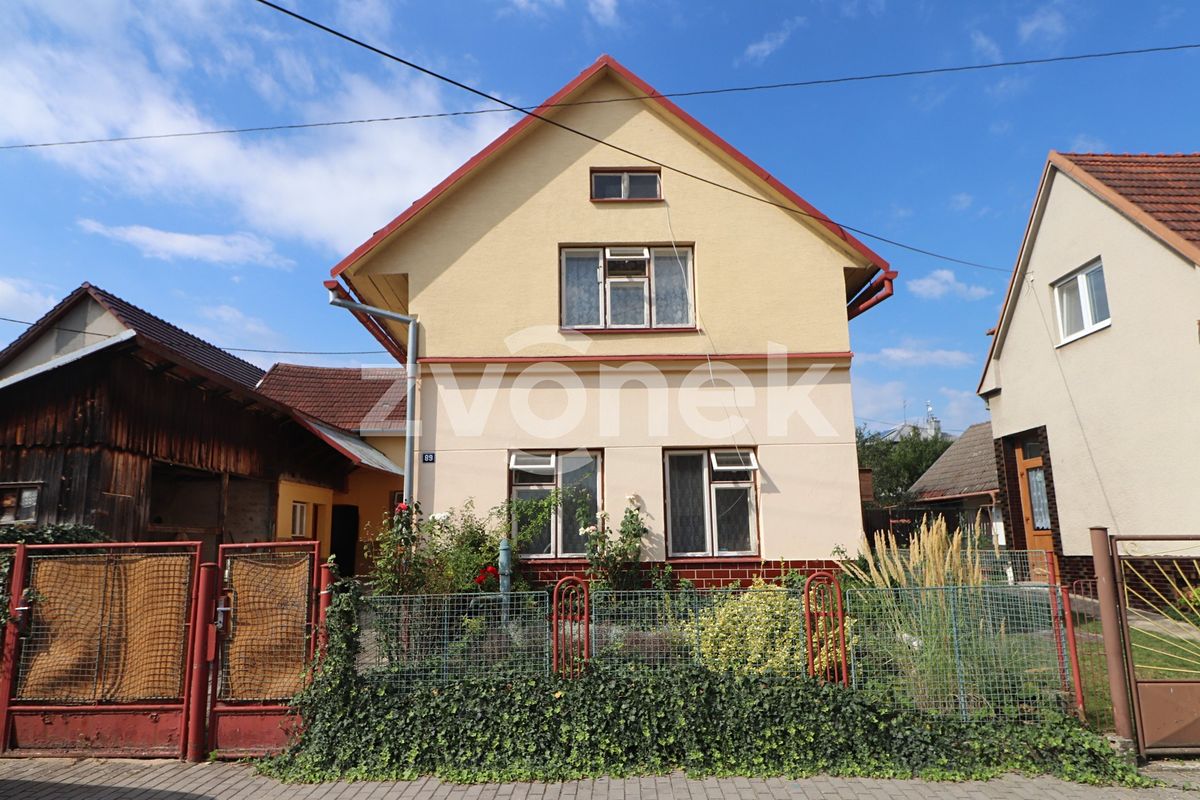 Prodej rodinného domu 50 m², pozemek 322 m² – fotografie 2