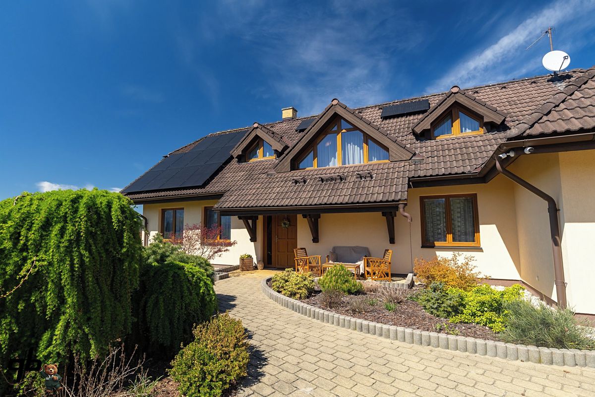 Prodej rodinného domu 384 m², pozemek 4929 m² – fotografie 3