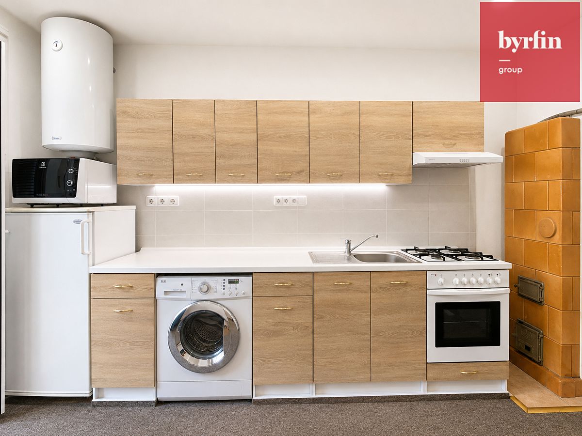 Pronájem bytu 1+1 37 m² – fotografie 2