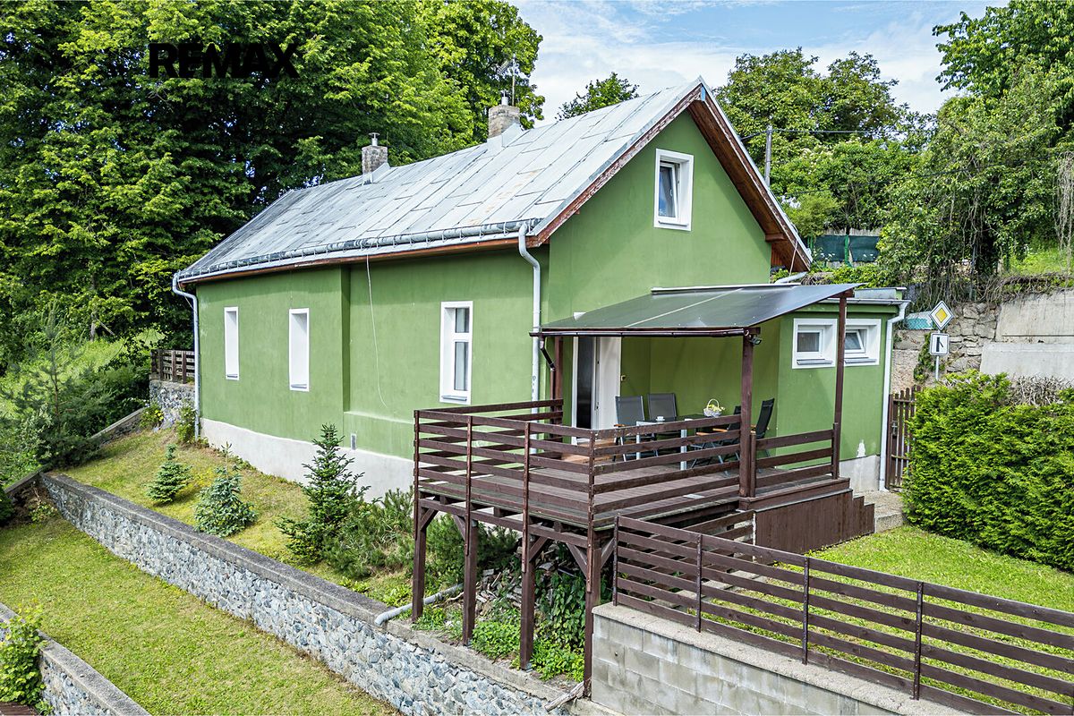 Prodej rodinného domu 142 m², pozemek 347 m²