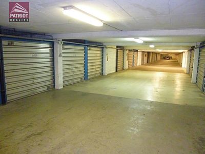 Pronájem garážového stání 14 m²
