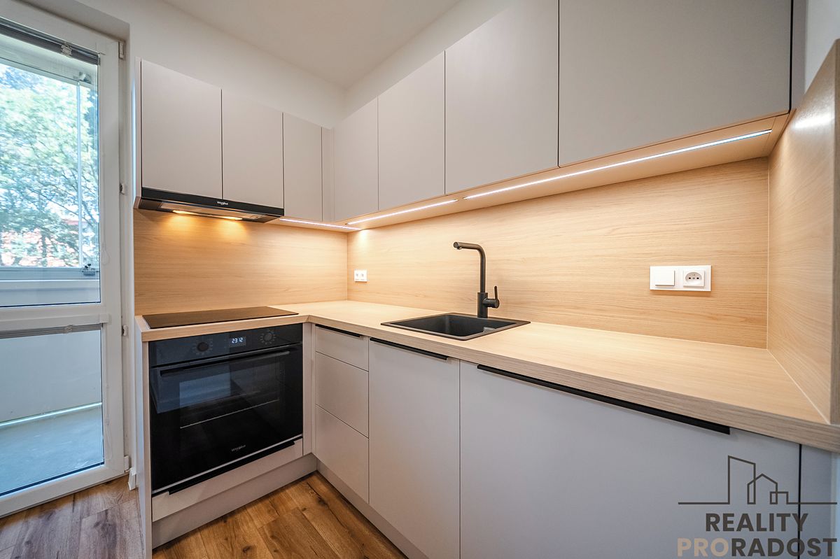 Prodej bytu 1+kk 28 m²