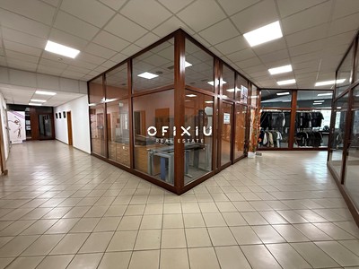 Pronájem komerčního prostoru, 31 m² (2 z 4)