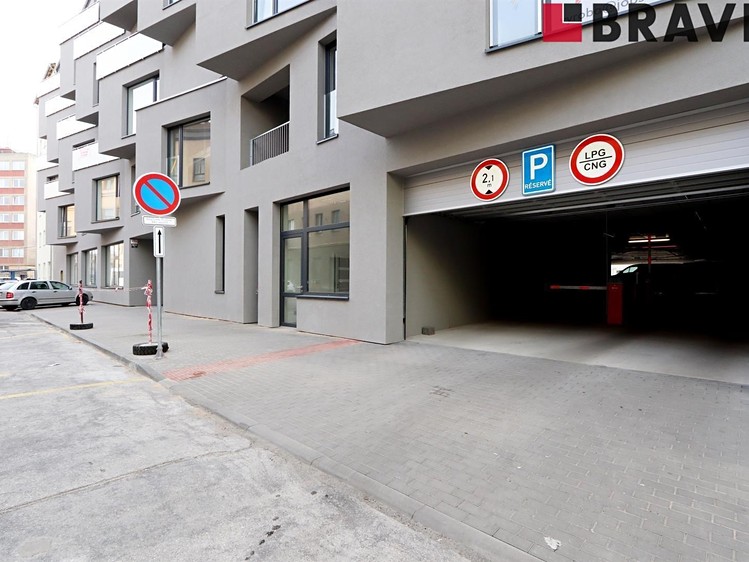 Pronájem nemovitosti, 10 m² (1 z 5)