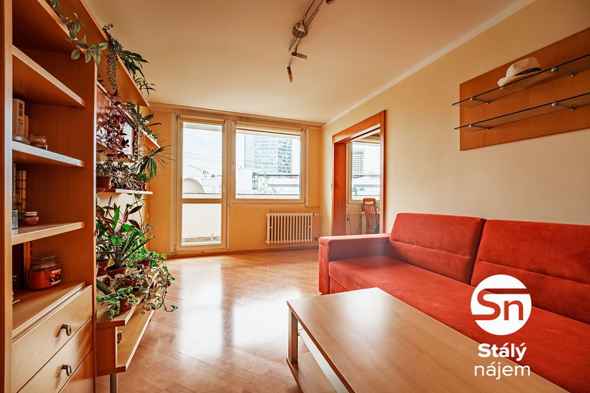 Pronájem bytu 3+1 63 m² – fotografie 3