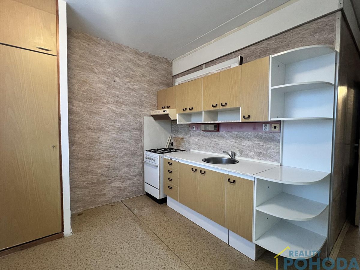 Pronájem bytu 2+1 63 m² – fotografie 2