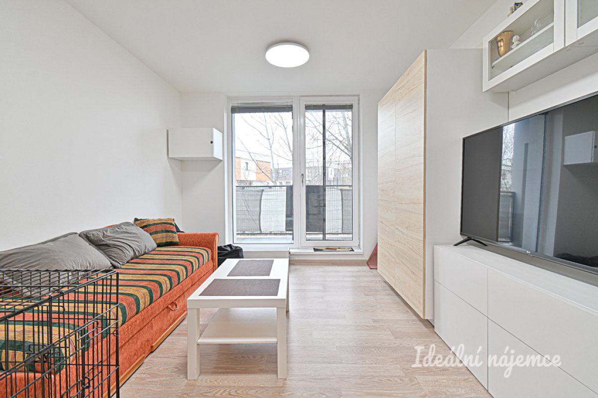Pronájem bytu 2+kk 55 m² – fotografie 5